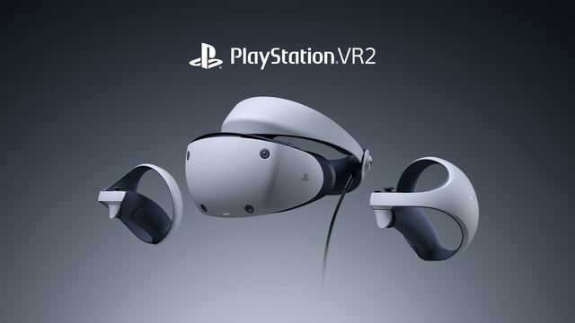 Visor de realidad virtual PlayStation VR2 de Sony junto a sus mandos Sense